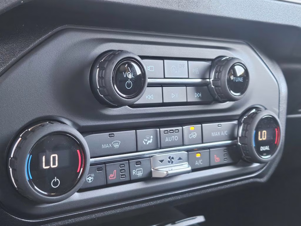 2026 Desert Sand Ford Bronco Outer Banks 4X4 SUV