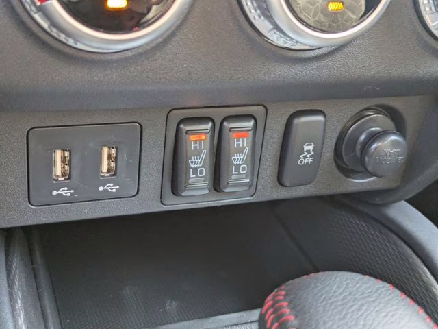 2026 Mercury Gray Metallic Mitsubishi Outlander Sport 2.0 LE 4X4 SUV