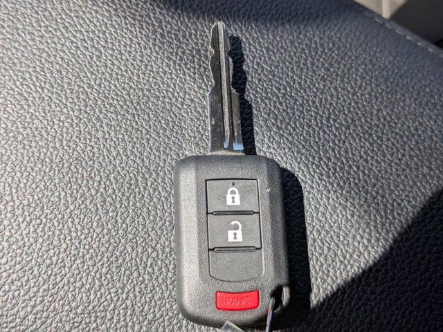 2026 Mercury Gray Metallic Mitsubishi Outlander Sport 2.0 LE 4X4 SUV