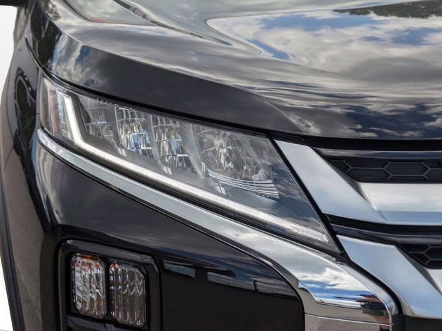 2026 Labrador Black Pearl Mitsubishi Outlander Sport 2.0 SE 4X4 SUV