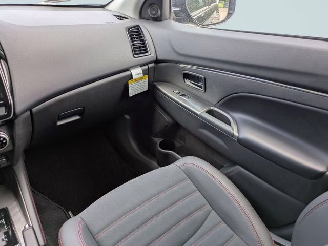 2026 Labrador Black Pearl Mitsubishi Outlander Sport 2.0 SE 4X4 SUV