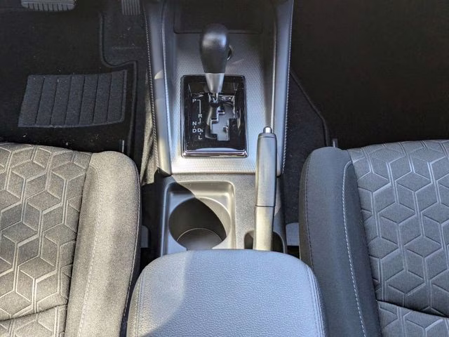 2026 Labrador Black Pearl Mitsubishi Outlander Sport 2.0 ES 4X4 SUV