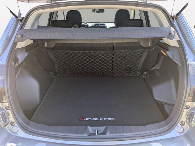 2026 Mercury Gray Metallic Mitsubishi Outlander Sport 2.0 ES 4X4 SUV