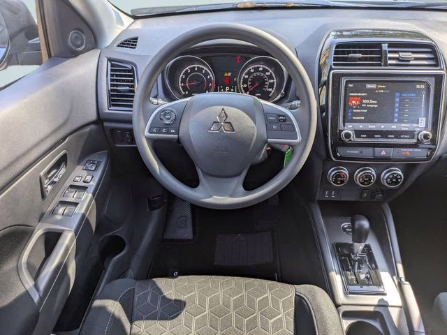 2026 Mercury Gray Metallic Mitsubishi Outlander Sport 2.0 ES 4X4 SUV