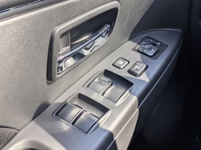 2026 Mercury Gray Metallic Mitsubishi Outlander Sport 2.0 ES 4X4 SUV