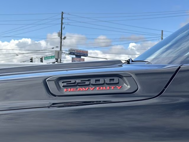 2026 Diamond Black Crystal Pearlcoat Ram 2500 Tradesman 4X4 Truck