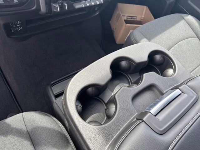 2026 Diamond Black Crystal Pearlcoat Ram 2500 Tradesman 4X4 Truck