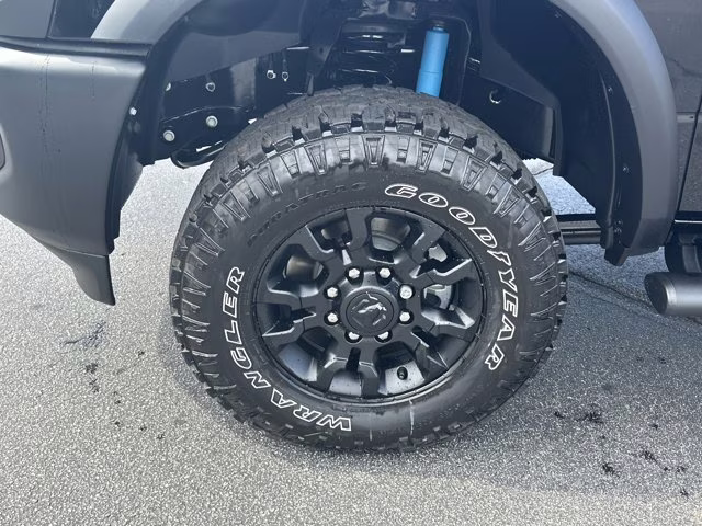 2026 Diamond Black Crystal Pearlcoat Ram 2500 Tradesman 4X4 Truck