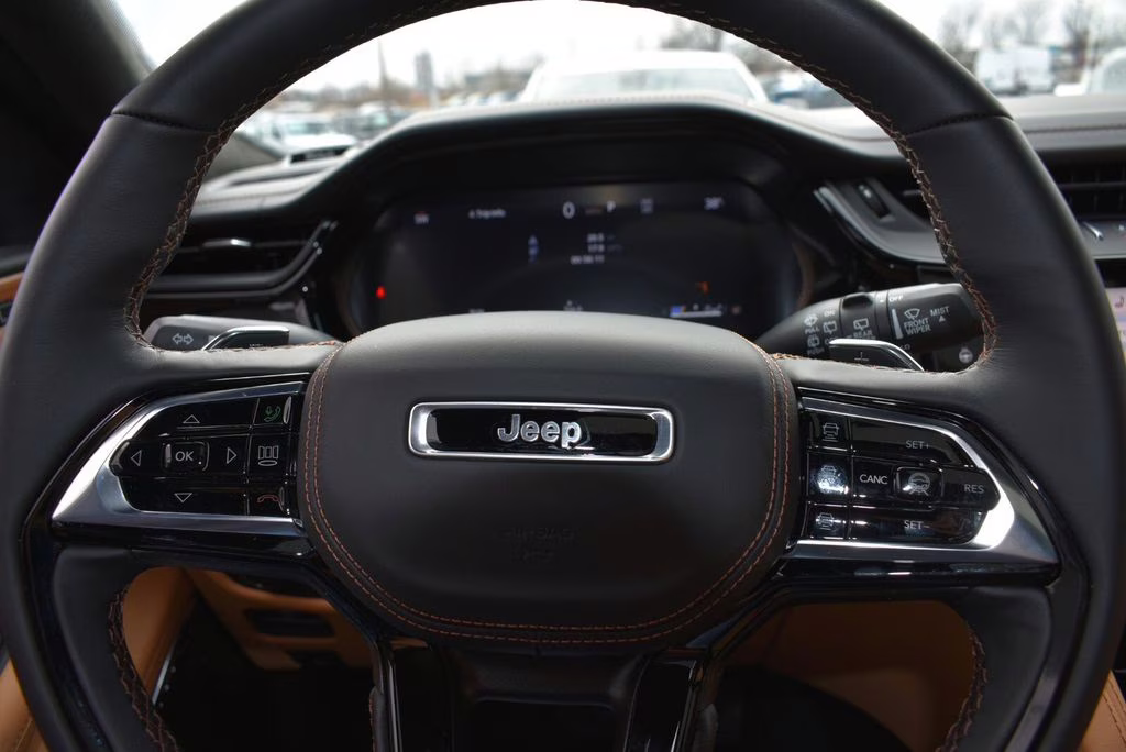 2026 Bright White Clearcoat Jeep Grand Cherokee L Summit 4X4 SUV