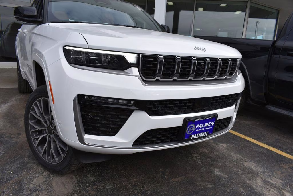 2026 Bright White Clearcoat Jeep Grand Cherokee L Summit 4X4 SUV
