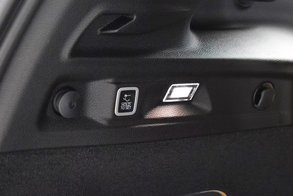 2026 Bright White Clearcoat Jeep Grand Cherokee L Summit 4X4 SUV