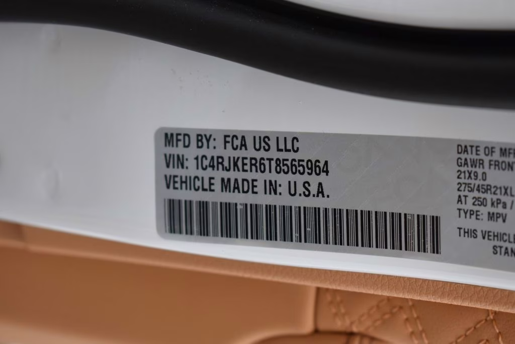 2026 Bright White Clearcoat Jeep Grand Cherokee L Summit 4X4 SUV