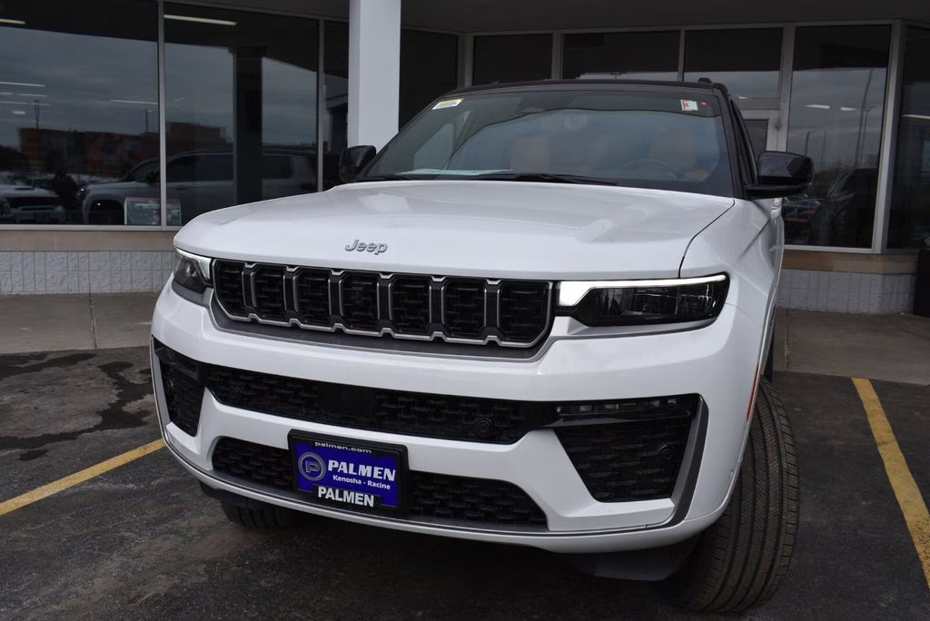2026 Bright White Clearcoat Jeep Grand Cherokee L Summit 4X4 SUV