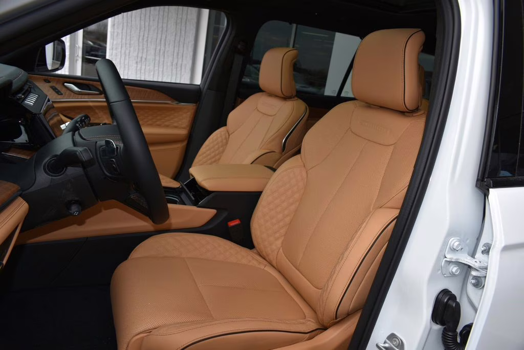 2026 Bright White Clearcoat Jeep Grand Cherokee L Summit 4X4 SUV