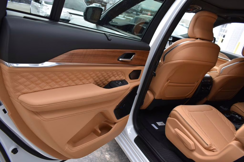 2026 Bright White Clearcoat Jeep Grand Cherokee L Summit 4X4 SUV