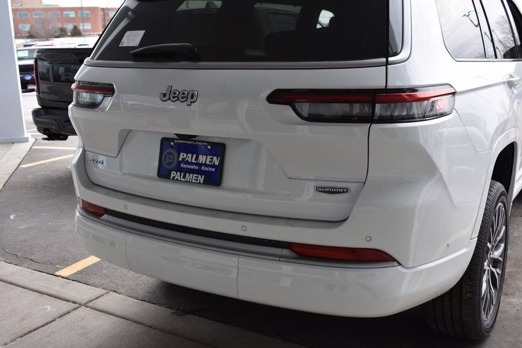 2026 Bright White Clearcoat Jeep Grand Cherokee L Summit 4X4 SUV