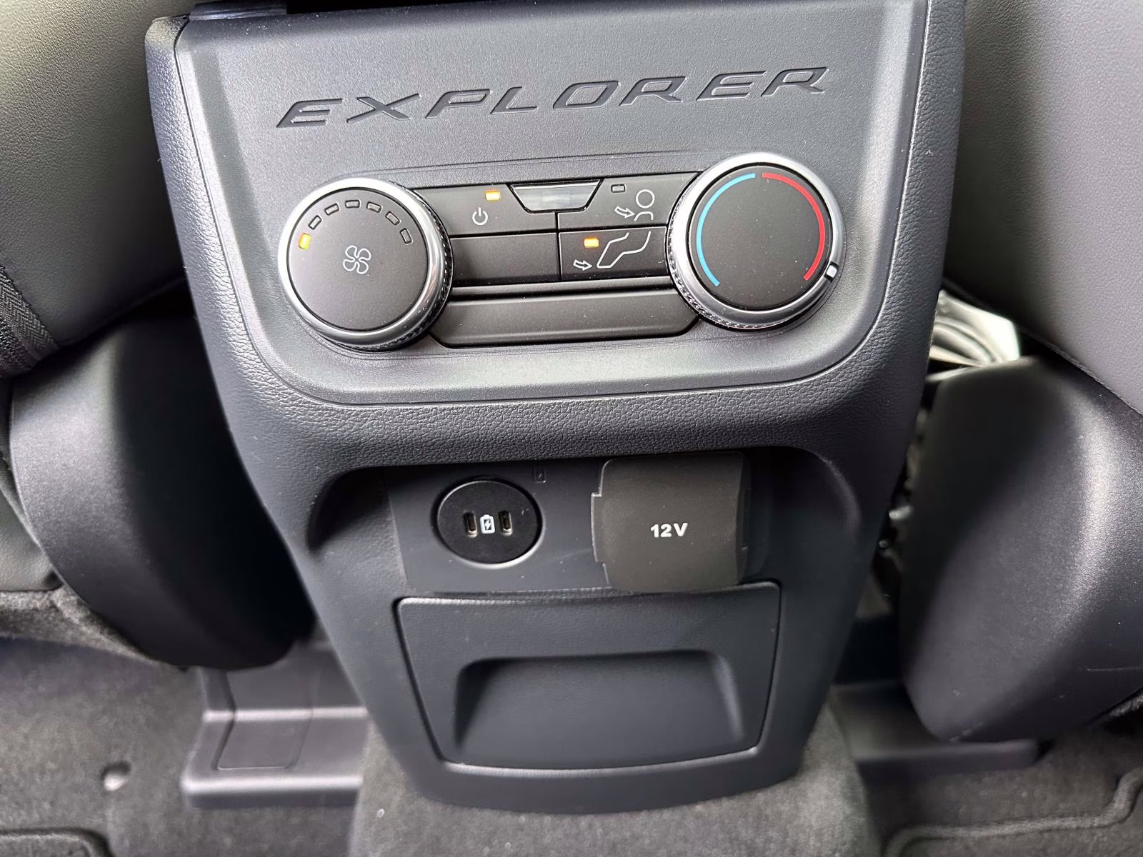 2025 Vapor Blue Metallic Ford Explorer Active 4WD 4X4 SUV