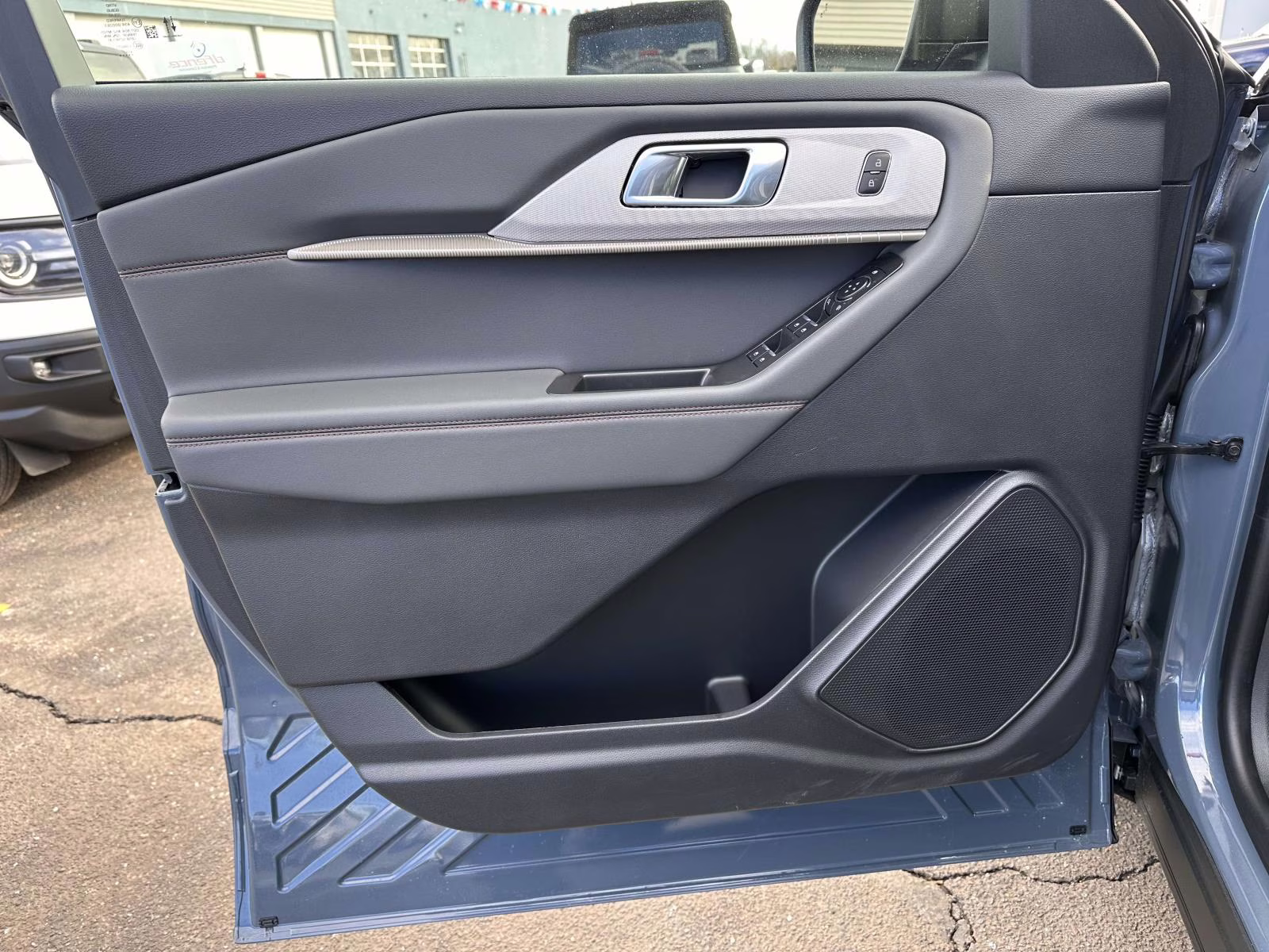 2025 Vapor Blue Metallic Ford Explorer Active 4WD 4X4 SUV