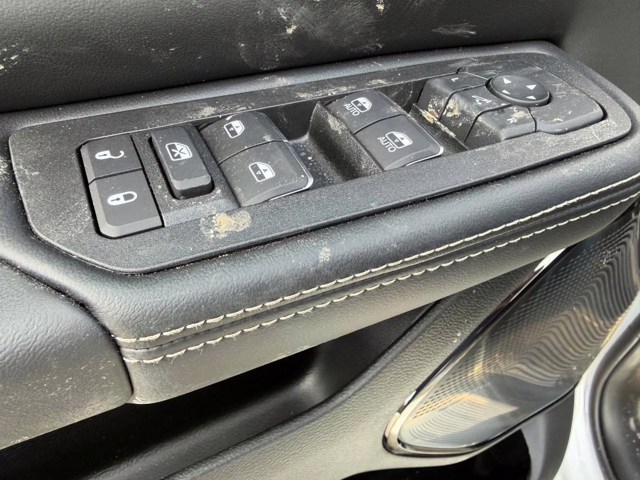 2026 Ivory White Tri-Coat Pearlcoat Ram 1500 Limited 4X4 Truck