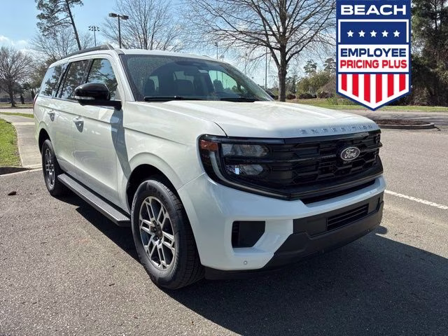 2026 White Metallic Ford Expedition Active RWD SUV