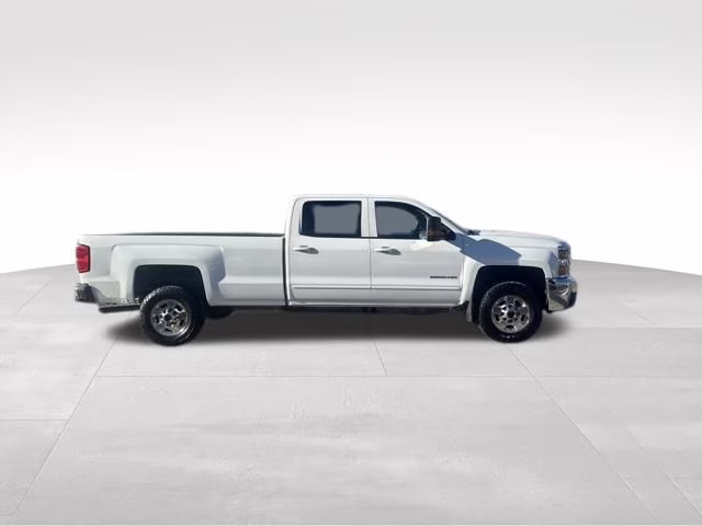 2015 Summit White Chevrolet Silverado 2500HD LT 4X4 Truck