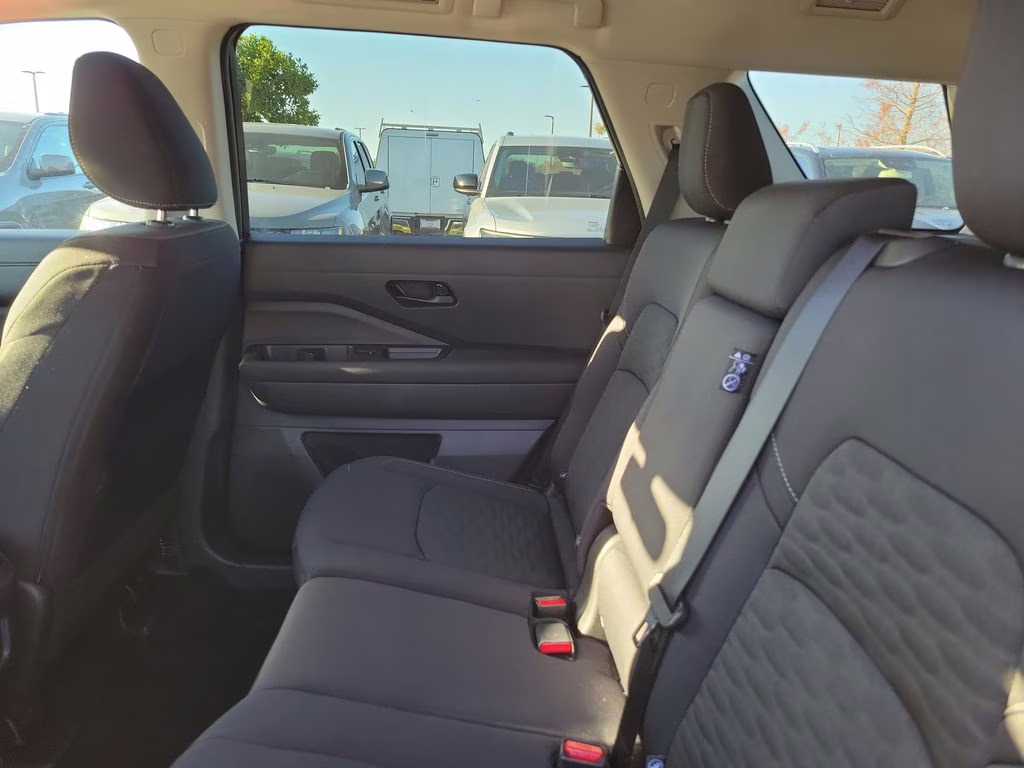 2025 Glacier White Nissan Pathfinder SV FWD SUV