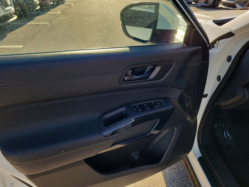 2025 Glacier White Nissan Pathfinder SV FWD SUV