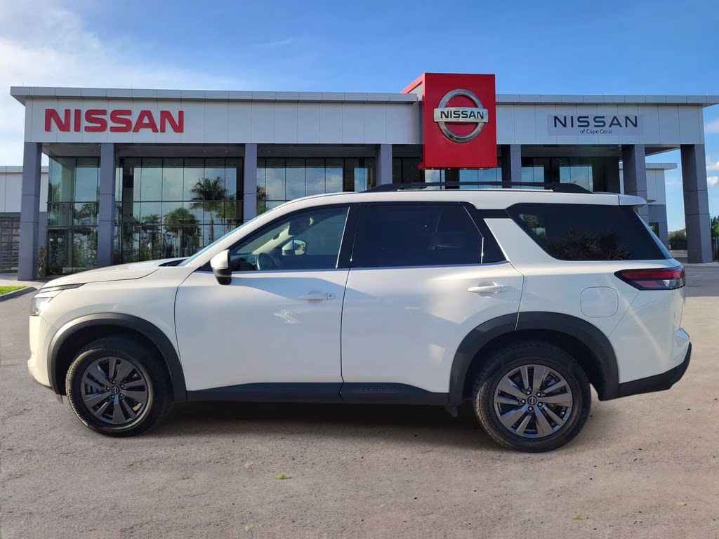 2025 Glacier White Nissan Pathfinder SV FWD SUV