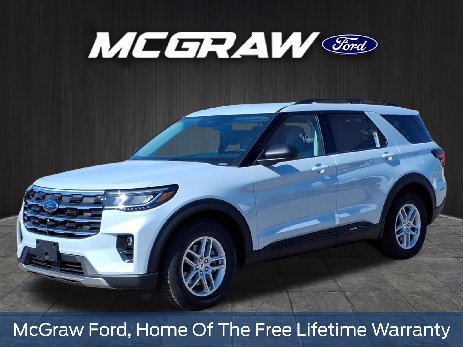 2026 White Metallic Ford Explorer Active RWD SUV