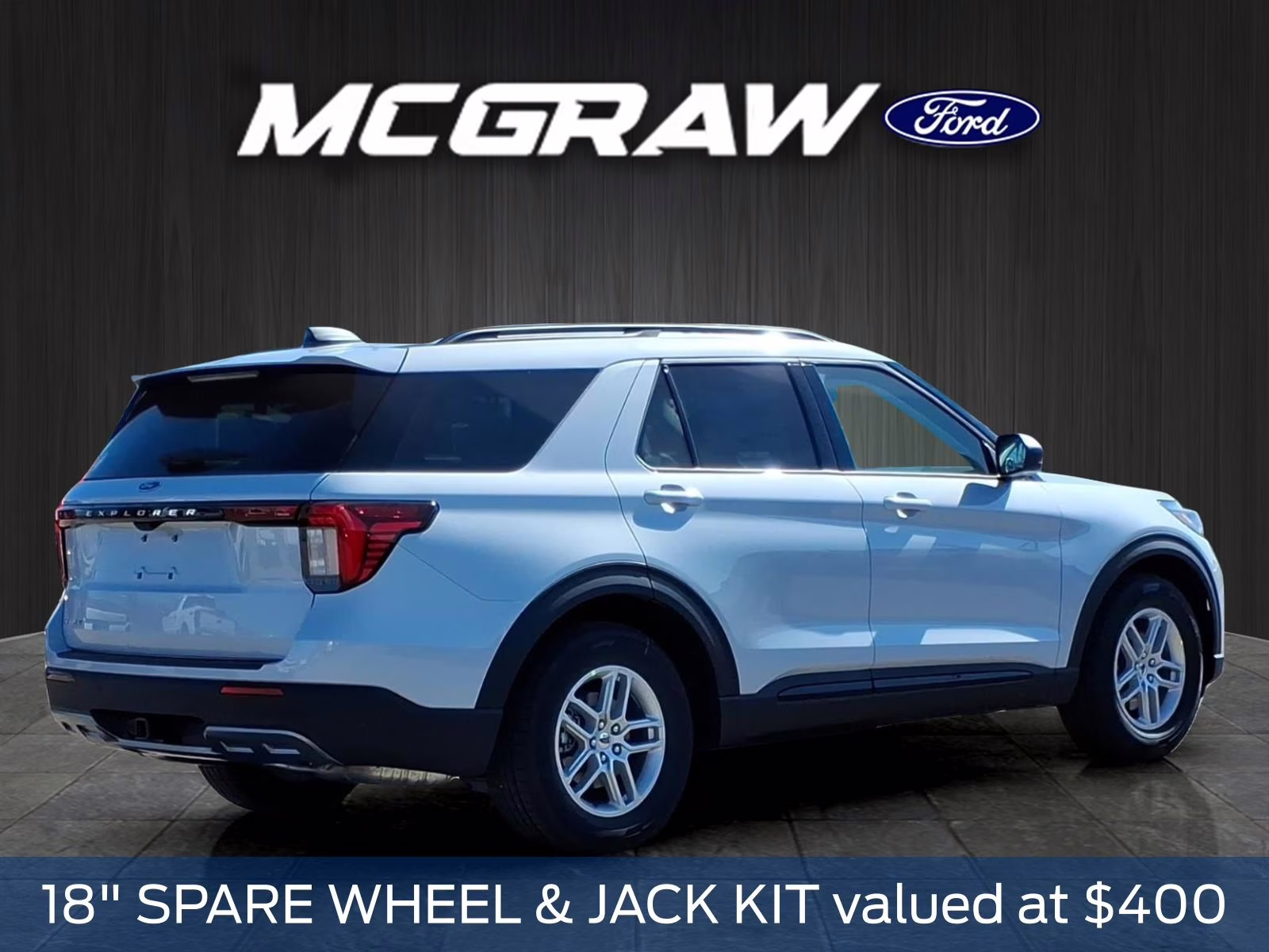 2026 White Metallic Ford Explorer Active RWD SUV