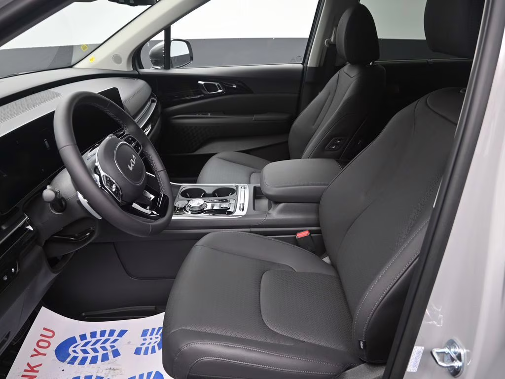 2026 Ceramic Silver Kia Carnival Hybrid SX Prestige FWD Van