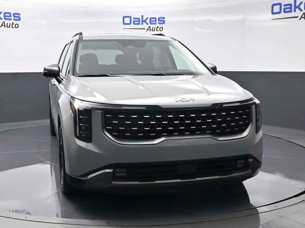 2026 Ceramic Silver Kia Carnival Hybrid SX Prestige FWD Van