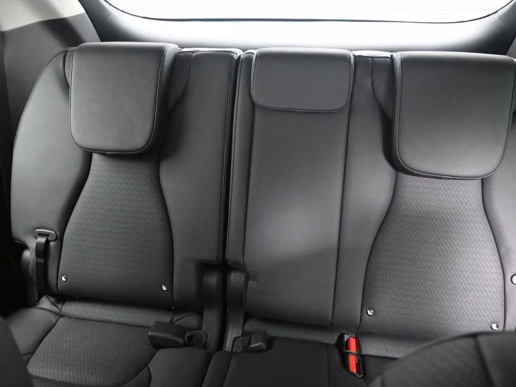 2026 Ceramic Silver Kia Carnival Hybrid SX Prestige FWD Van