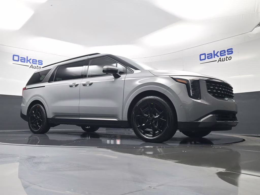 2026 Ceramic Silver Kia Carnival Hybrid SX Prestige FWD Van