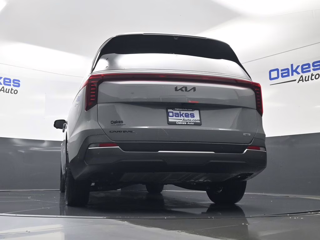 2026 Ceramic Silver Kia Carnival Hybrid SX Prestige FWD Van