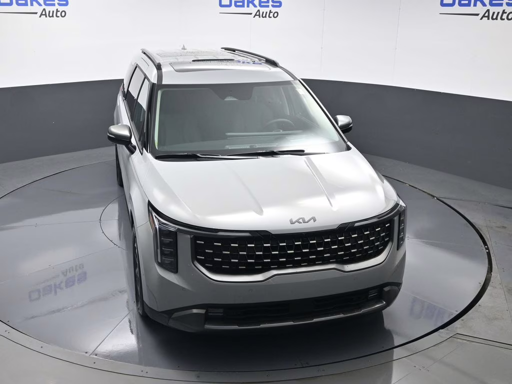 2026 Ceramic Silver Kia Carnival Hybrid SX Prestige FWD Van