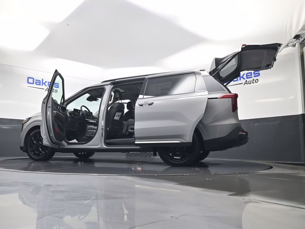 2026 Ceramic Silver Kia Carnival Hybrid SX Prestige FWD Van