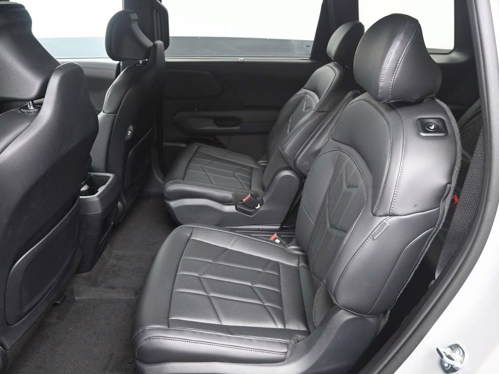 2027 Wolf Gray Kia Telluride X-Line EX AWD SUV