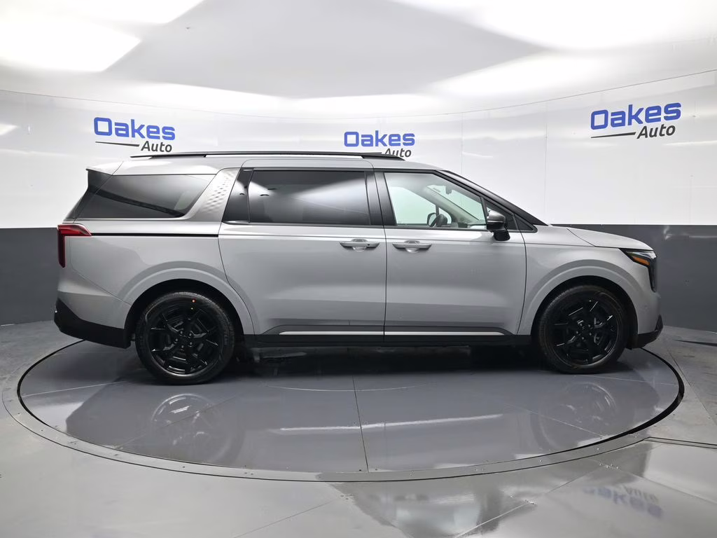 2026 Ceramic Silver Kia Carnival Hybrid SX Prestige FWD Van