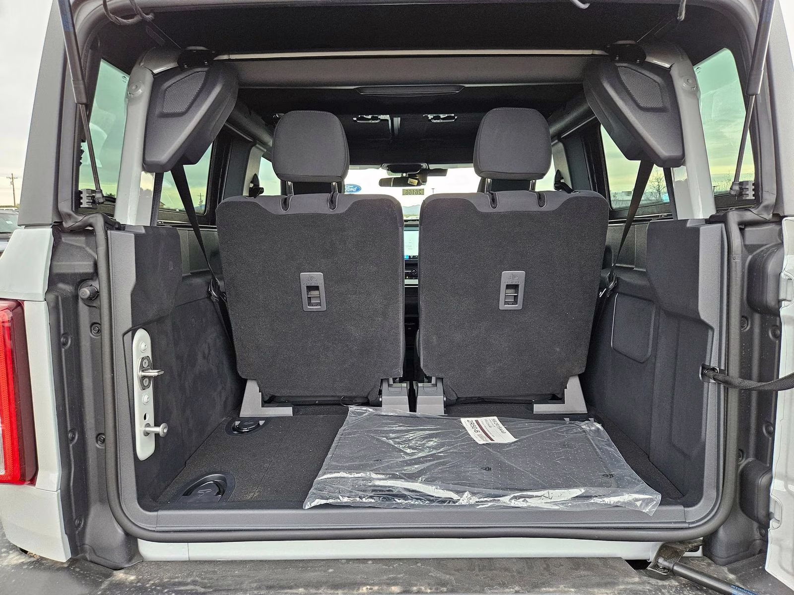 2026 Avalanche Ford Bronco Base 4X4 SUV