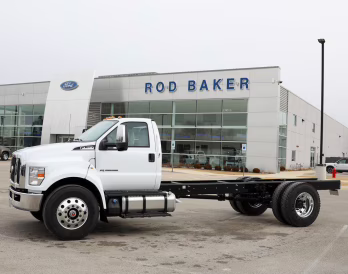 2027 Oxford White Ford F-750 Straight Frame Base RWD Truck