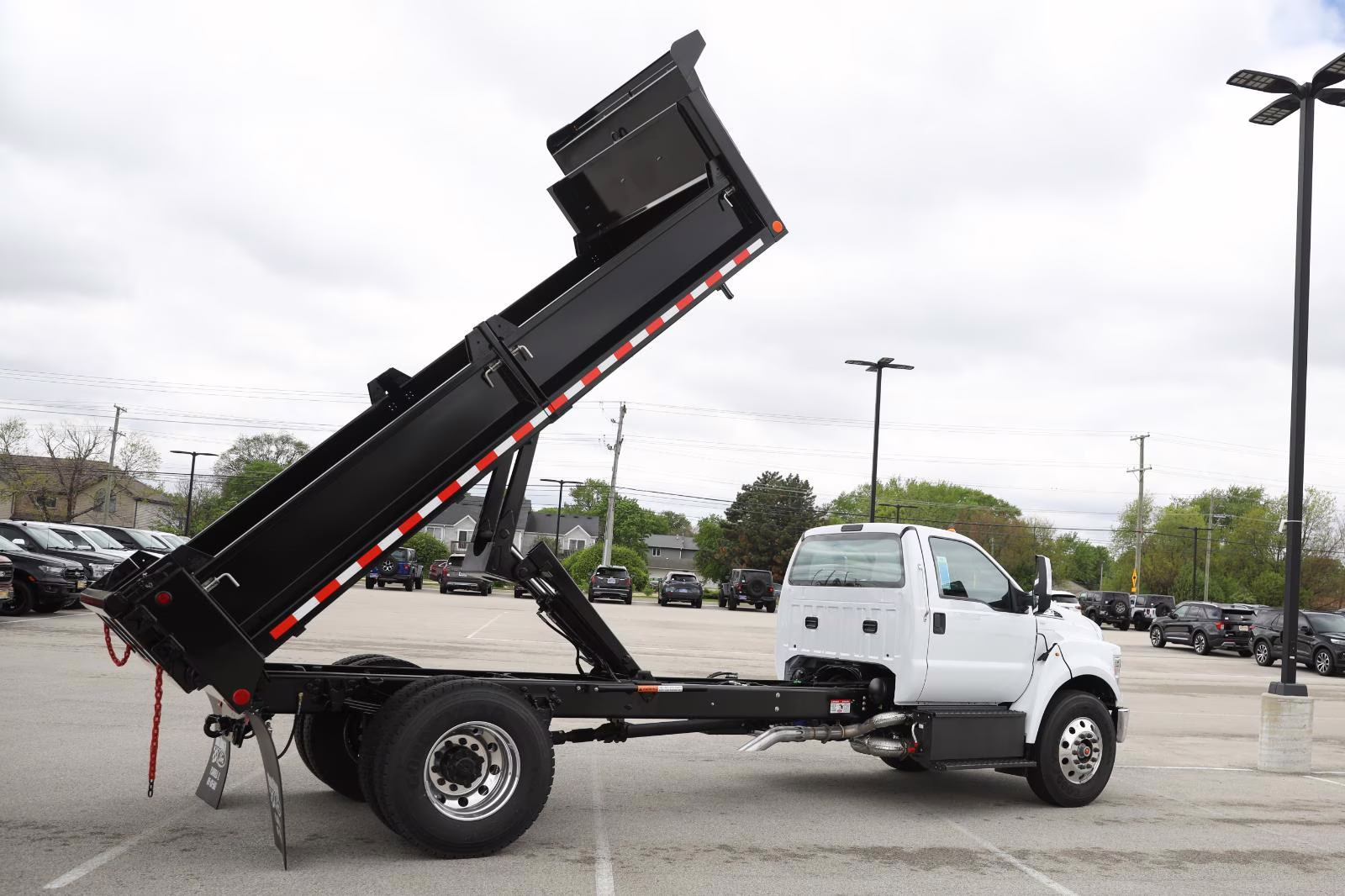 2027 Oxford White Ford F-750 Straight Frame Base RWD Truck