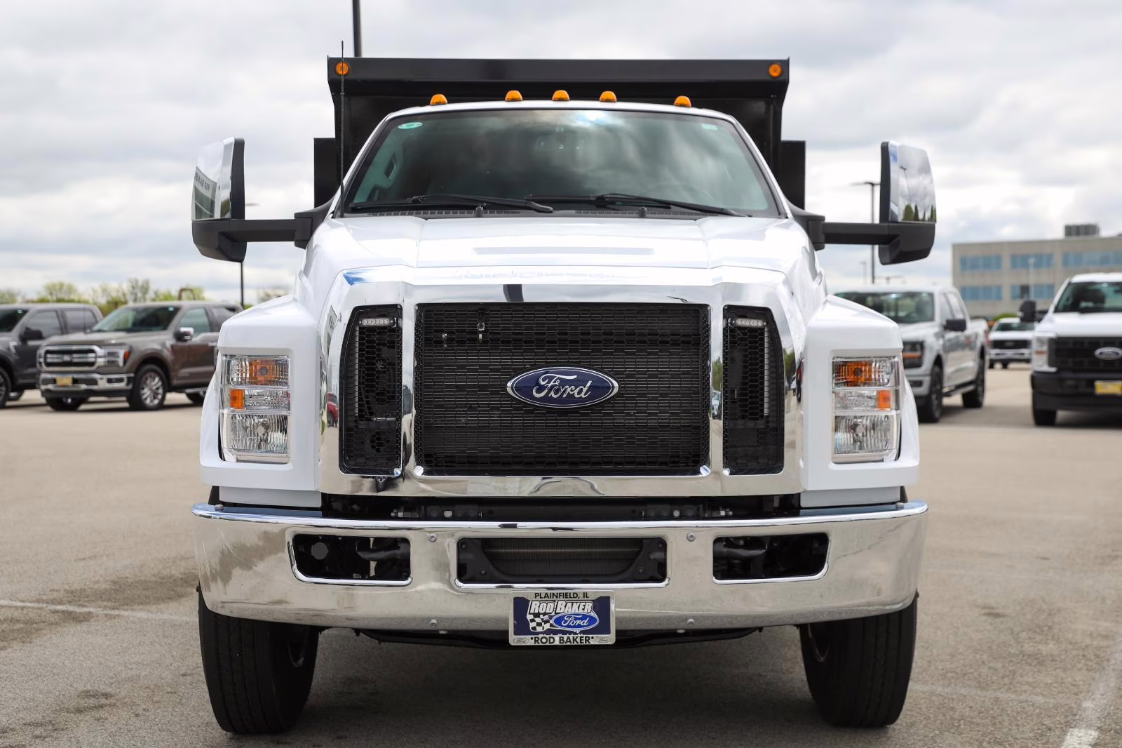 2027 Oxford White Ford F-750 Straight Frame Base RWD Truck