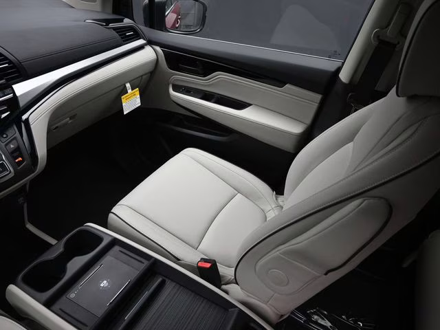 2026 Radiant Red Metallic II Honda Odyssey Touring FWD Van