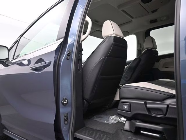 2026 Smoke Blue Pearl Honda Odyssey Elite FWD Van