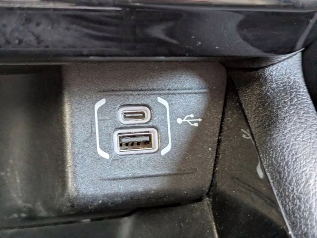 2023 Redline Pearlcoat Jeep Compass Limited 4X4 SUV