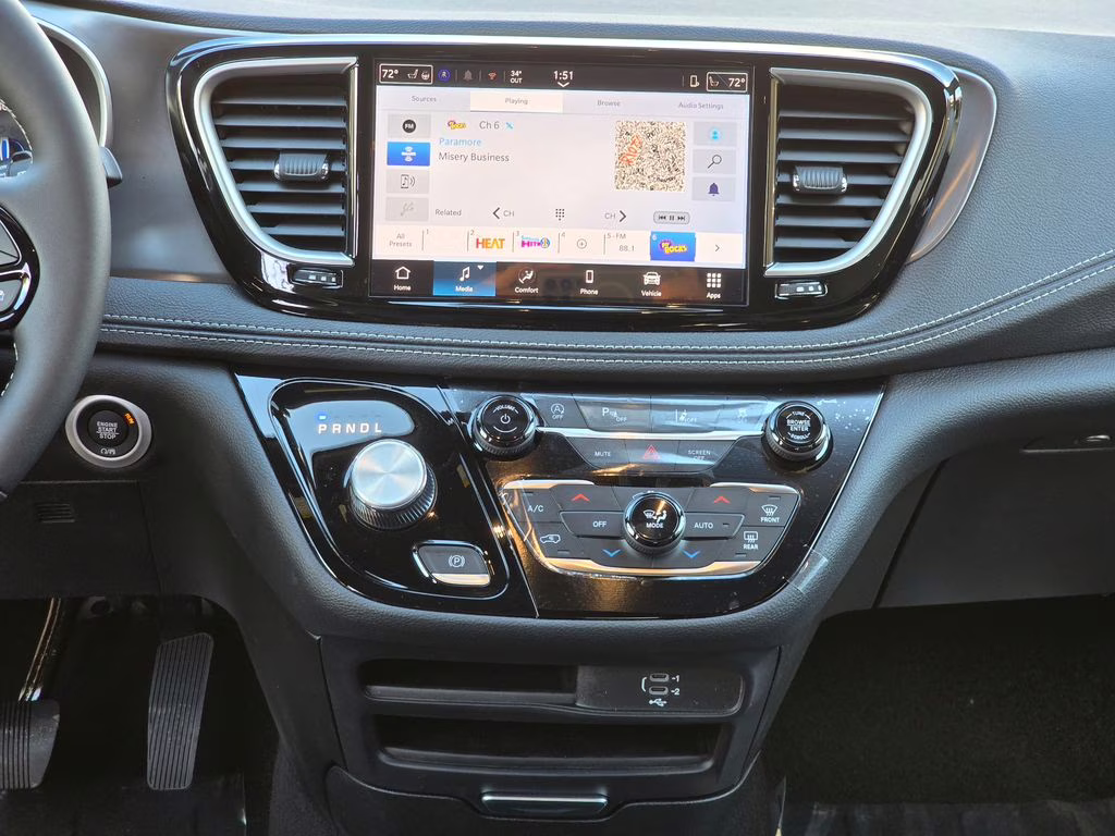 2026 Bright White Clearcoat Chrysler Pacifica Select FWD Van