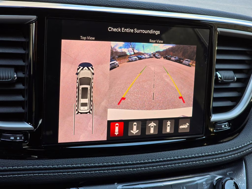 2026 Bright White Clearcoat Chrysler Pacifica Select FWD Van