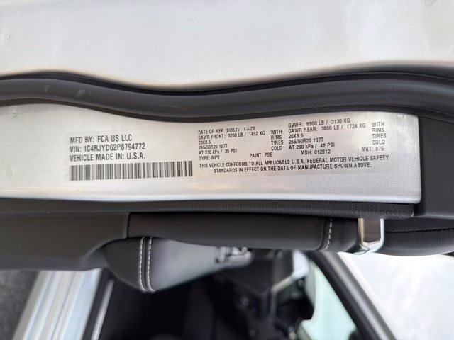 2023 Silver Zynith Jeep Grand Cherokee 4xe Overland 4X4 SUV