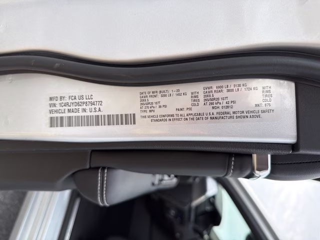 2023 Silver Zynith Jeep Grand Cherokee 4xe Overland 4X4 SUV